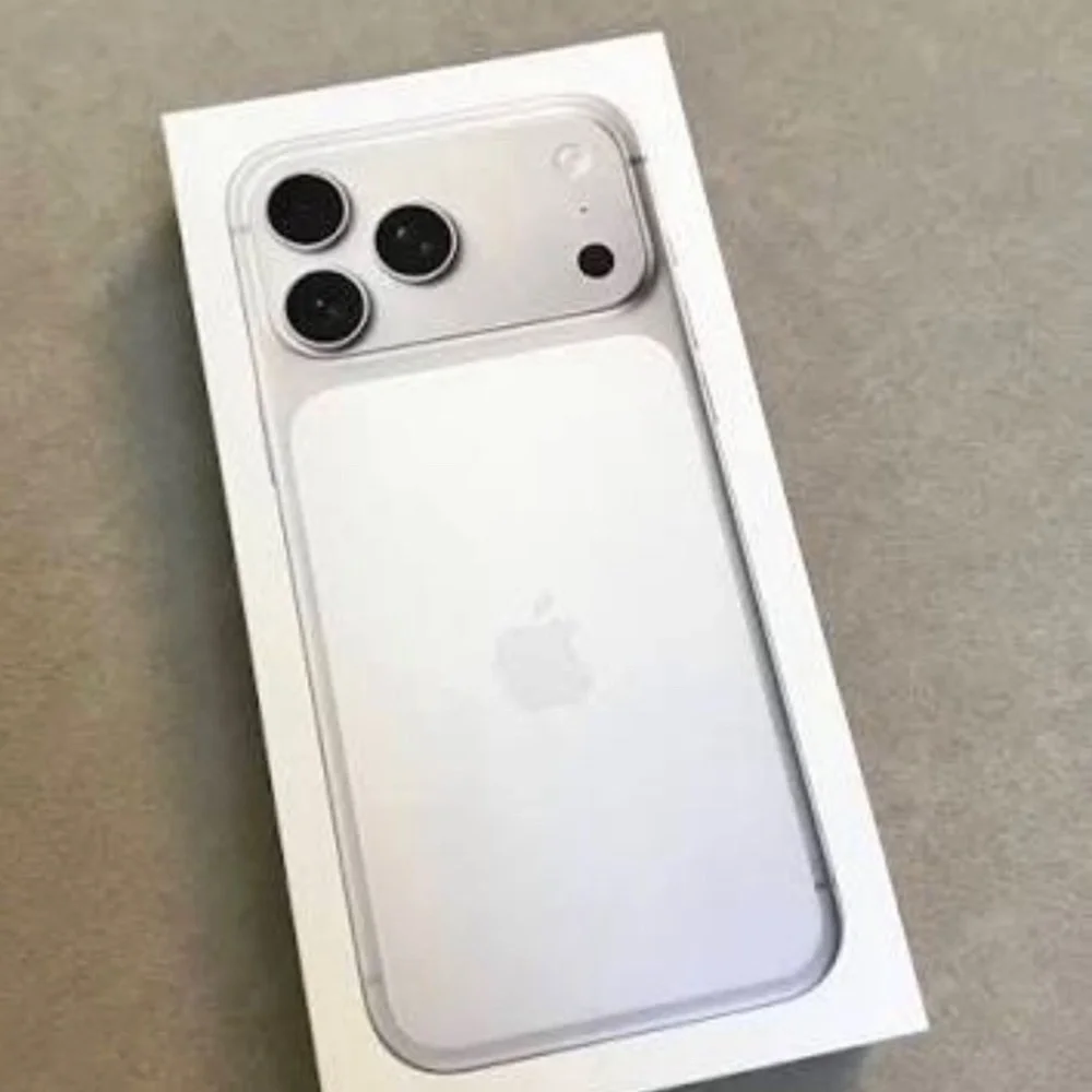 iPhone 17 256GB White - Unopened